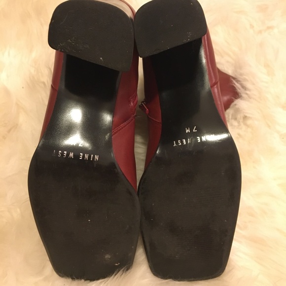 Vntg Nine West Red Heel Square Toe Boots - Picture 3 of 3